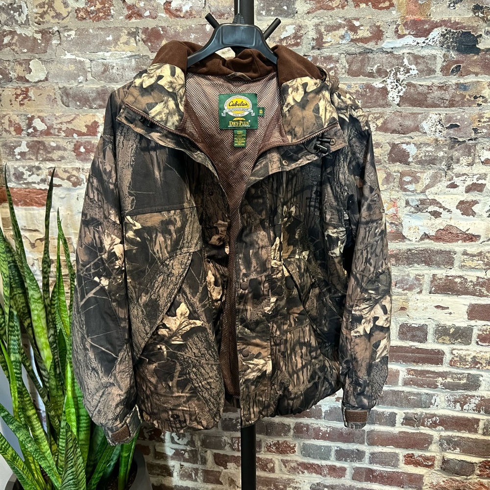Cabela's Dry Plus Camouflage Hunting Jacket - Mossy Oak Break Up